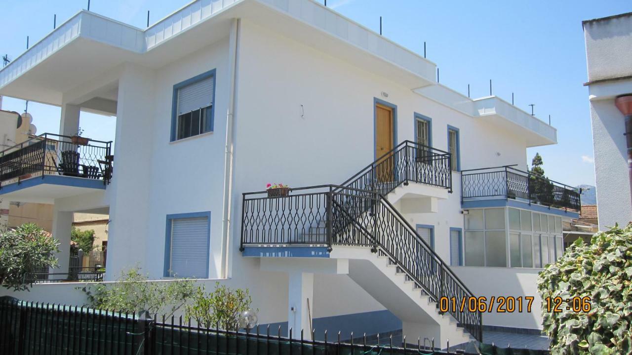La Sterlizia Apartment Mondello Bagian luar foto