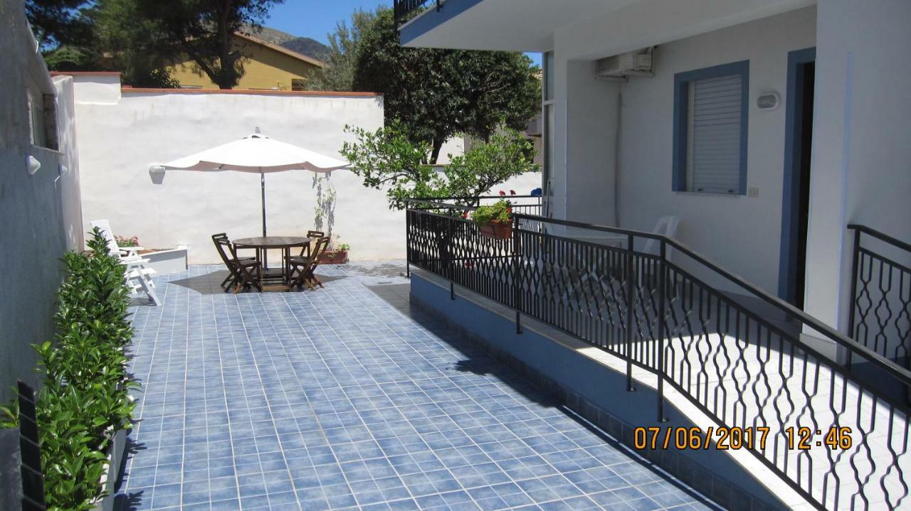 La Sterlizia Apartment Mondello Bagian luar foto