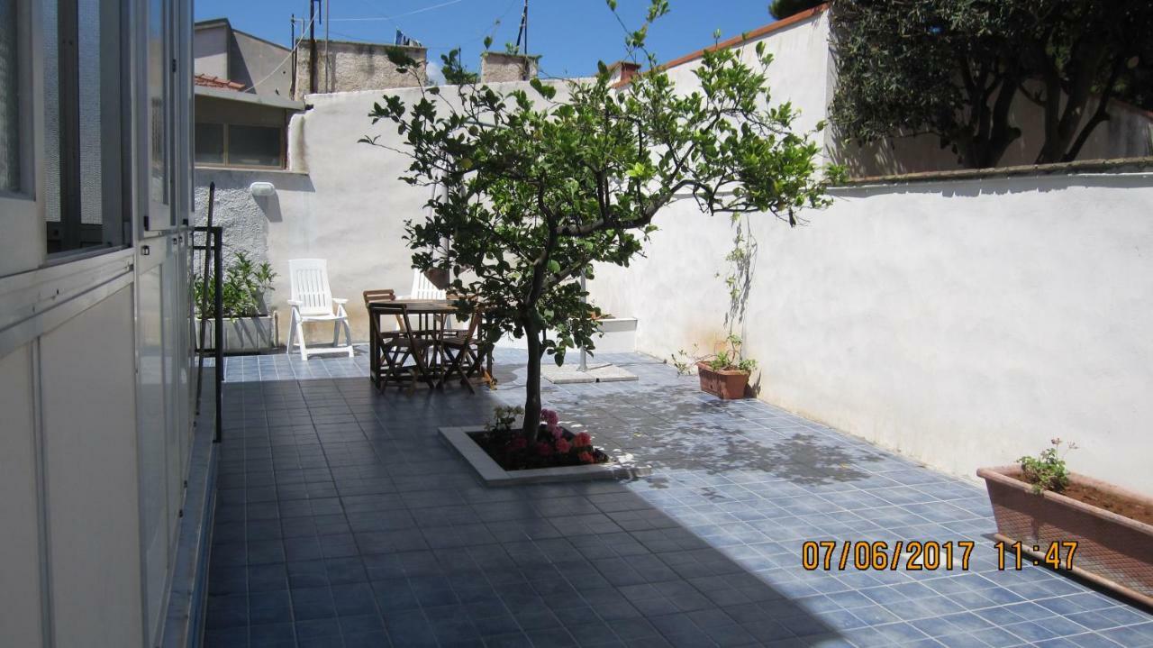 La Sterlizia Apartment Mondello Bagian luar foto
