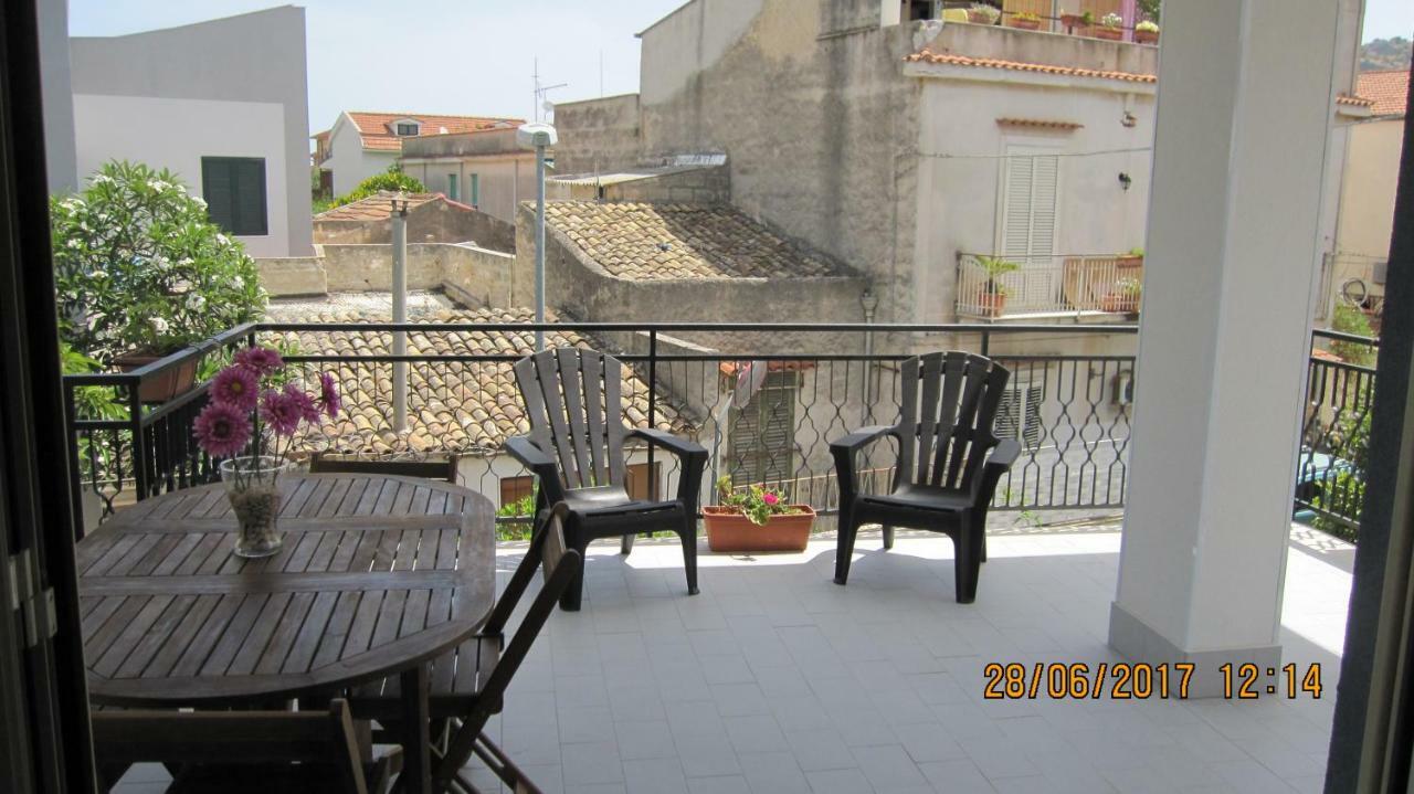 La Sterlizia Apartment Mondello Bagian luar foto