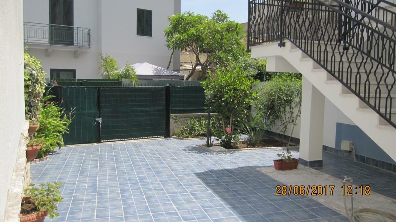 La Sterlizia Apartment Mondello Bagian luar foto